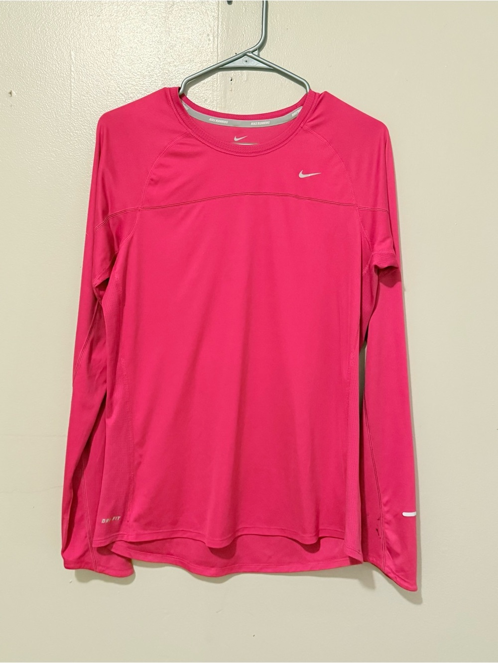 Nike Women's Long Sleeve Dri-FIT Top - Fuchsia Pink